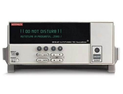  Keithley SourceMeter 光儀器